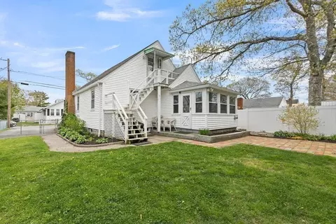 Exterior - 19 Bayview St, Wareham, MA 02571 photo 8 of 9