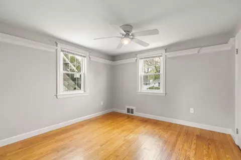 Bedroom - 19 Bayview St, Wareham, MA 02571 photo 2 of 6