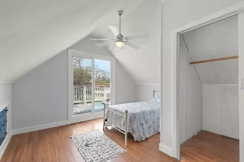 Bedroom - 19 Bayview St, Wareham, MA 02571 photo 6 of 6
