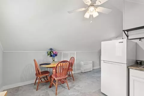 Dining - 19 Bayview St, Wareham, MA 02571 photo 1 of 1