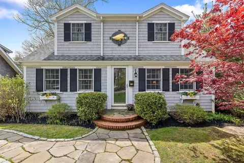 115 Jericho Path, Falmouth, MA 02540