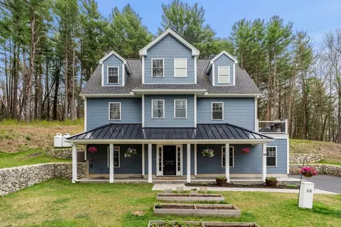 318 Gile St, Haverhill, MA 01830