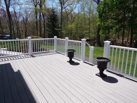 Exterior - 13 Spring Ln #13, Norton, MA 02766 photo 4 of 5