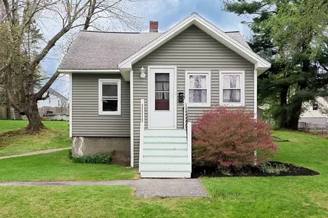 35 Perry St, Auburn, MA 01501