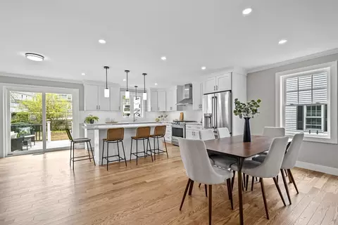 19 Philips Rd, Stoneham, MA 02180 photo 4