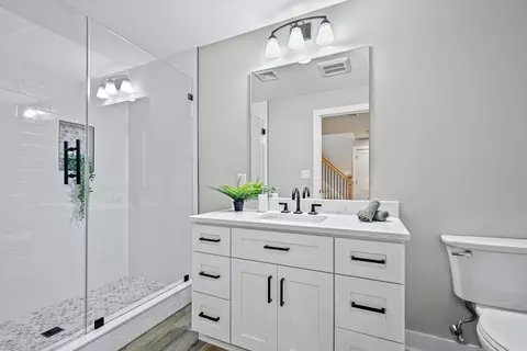 19 Philips Rd, Stoneham, MA 02180 photo 21