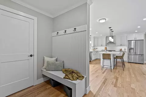 19 Philips Rd, Stoneham, MA 02180 photo 9