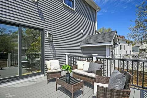 19 Philips Rd, Stoneham, MA 02180 photo 22