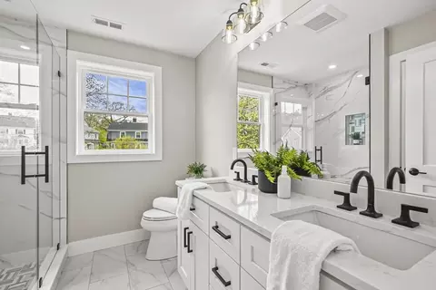19 Philips Rd, Stoneham, MA 02180 photo 12
