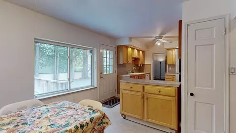 27 Salisbury Ln, Worcester, MA 01609 photo 16
