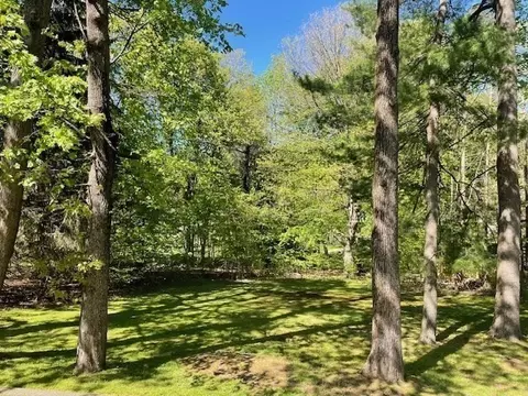 27 Salisbury Ln, Worcester, MA 01609 photo 14