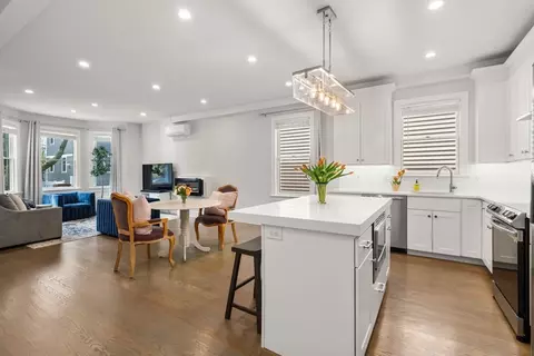 608 E 8th St #1, Boston, MA 02127