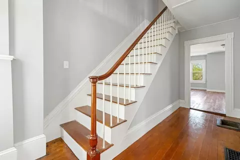 Entry Way - 1184 Chestnut St, Athol, MA 01331 photo 4 of 5