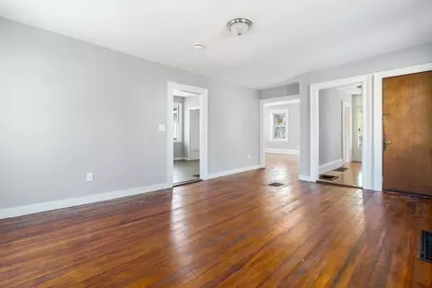 Living - 1184 Chestnut St, Athol, MA 01331 photo 2 of 4