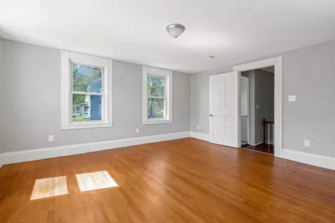 Living - 1184 Chestnut St, Athol, MA 01331 photo 3 of 4