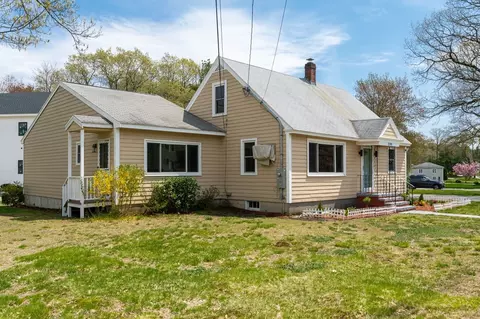 1291 Varnum Ave, Lowell, MA 01854