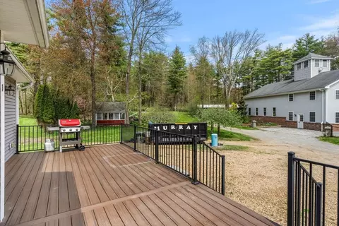Exterior - 3 Brown Rd, Townsend, MA 01469 photo 4 of 9