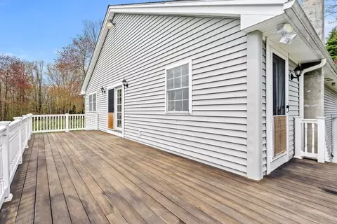 Exterior - 3 Brown Rd, Townsend, MA 01469 photo 8 of 9