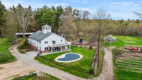 Exterior - 3 Brown Rd, Townsend, MA 01469 photo 2 of 9