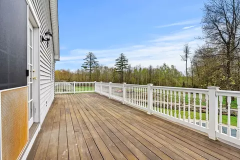 Exterior - 3 Brown Rd, Townsend, MA 01469 photo 9 of 9