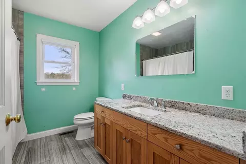 Bath - 3 Brown Rd, Townsend, MA 01469 photo 1 of 3