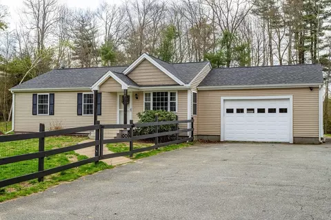 26 Hakala Dr, New Ipswich, NH 03071