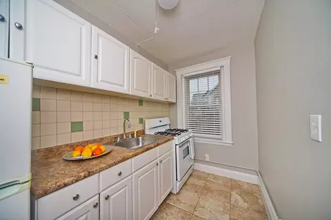 Kitchen - 68 Linden St #27, Everett, MA 02149 photo 1 of 2