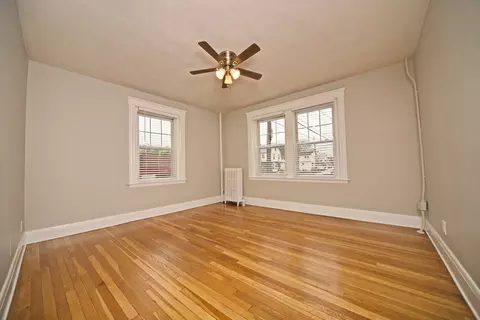 Living - 68 Linden St #27, Everett, MA 02149 photo 1 of 3