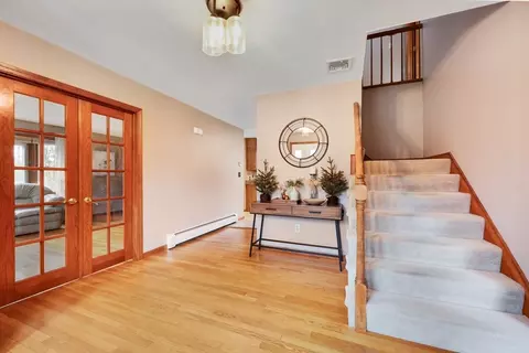 206 Olde Forge Rd, Hanover, MA 02339 photo 4