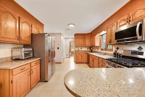 206 Olde Forge Rd, Hanover, MA 02339 photo 5