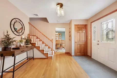 206 Olde Forge Rd, Hanover, MA 02339 photo 3