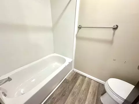 1060 Chicopee St, Chicopee, MA 01013 photo 23