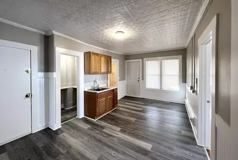 1060 Chicopee St, Chicopee, MA 01013 photo 4