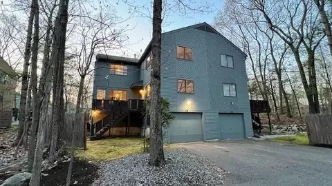 65 Mountain Gate Rd #65, Ashland, MA 01721