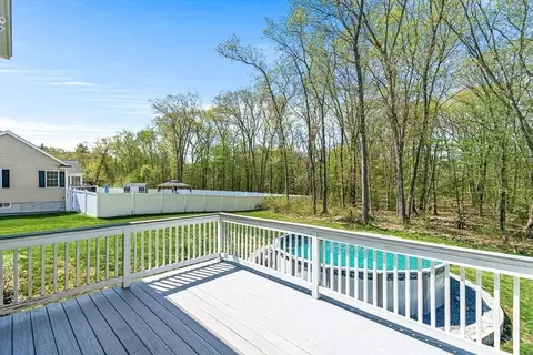 96 Clement Rd, Dracut, MA 01826 photo 37