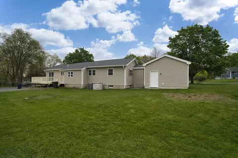 Exterior - 34 Michael Rd, Dracut, MA 01826 photo 3 of 3