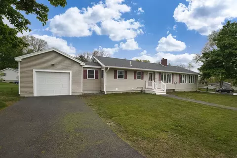 Exterior - 34 Michael Rd, Dracut, MA 01826 photo 2 of 3