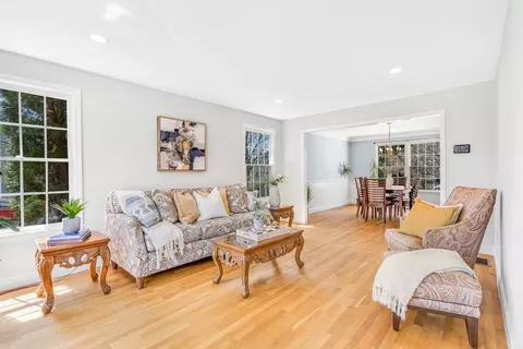 Living - 6 Captain Handley Rd, Acton, MA 01720 photo 1 of 2