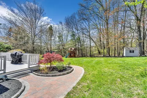 Exterior - 6 Captain Handley Rd, Acton, MA 01720 photo 5 of 6