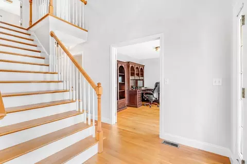Entry Way - 6 Captain Handley Rd, Acton, MA 01720 photo 1 of 1