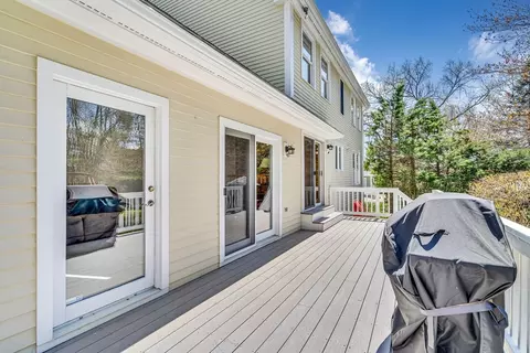 Exterior - 6 Captain Handley Rd, Acton, MA 01720 photo 3 of 6