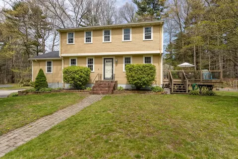 17 Kingsbrook Way, Easton, MA 02356