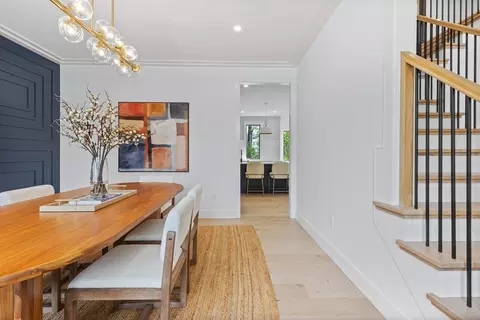 Entry Way - 25 Ridgeway Ave, Needham, MA 02492 photo 2 of 5