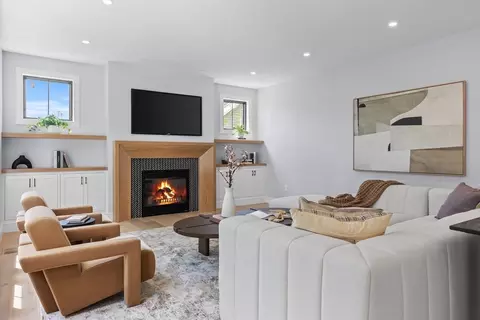 Living - 25 Ridgeway Ave, Needham, MA 02492 photo 1 of 3