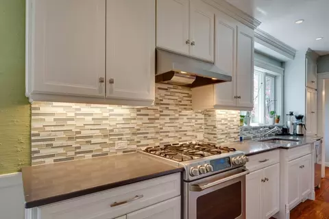 Kitchen - 108 Garden St, Needham, MA 02492 photo 2 of 4
