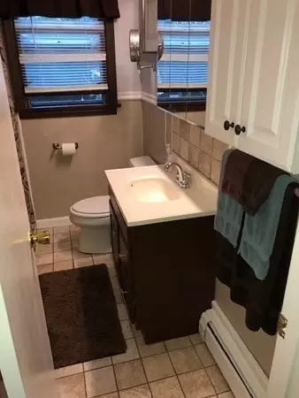 Bath - 45 Crestview, Somerset, MA 02725 photo 1 of 1