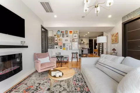 39 Lexington St #6, Boston, MA 02128