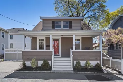 51 Bassett St, Milton, MA 02186