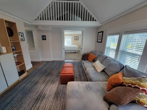 9 Conwell St # A, Provincetown, MA 02657