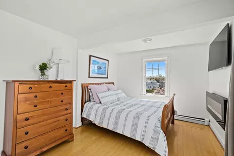 Bedroom - 1 Roosevelt Ave, Hull, MA 02045 photo 4 of 5